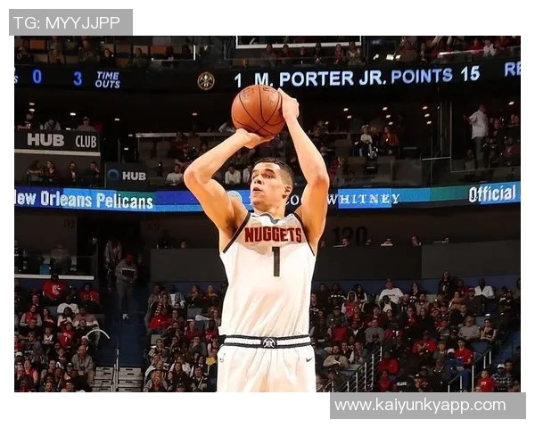 小迈克尔波特表现出色半场11投5中贡献14分三分球命中率高达50