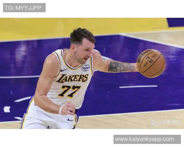 本赛季定向助攻榜单揭晓里夫斯助攻艾顿27次东契奇紧随其后25次