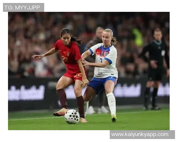 张琳艳低射破门扳回一球中国女足奋力追赶苏格兰女足比分变为1-3