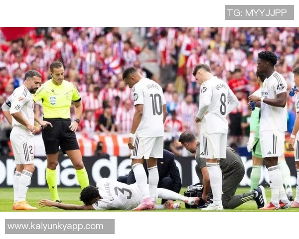 西媒报道门迪伤缺165天皇马考虑为其寻找新去处