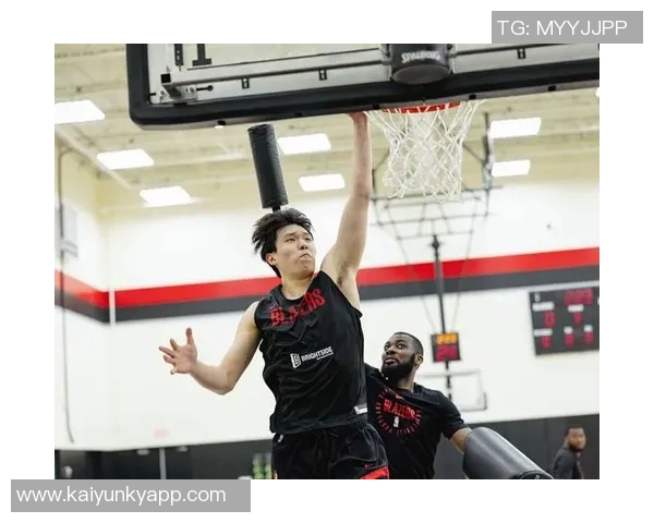 新赛季开拓者独树一帜暂未找到球衣广告赞助商的原因探讨